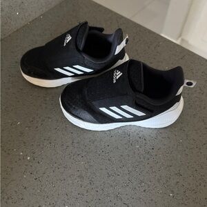 Adidas Kids Black and White Sneakers- Velcro strap and slip on- size 9K